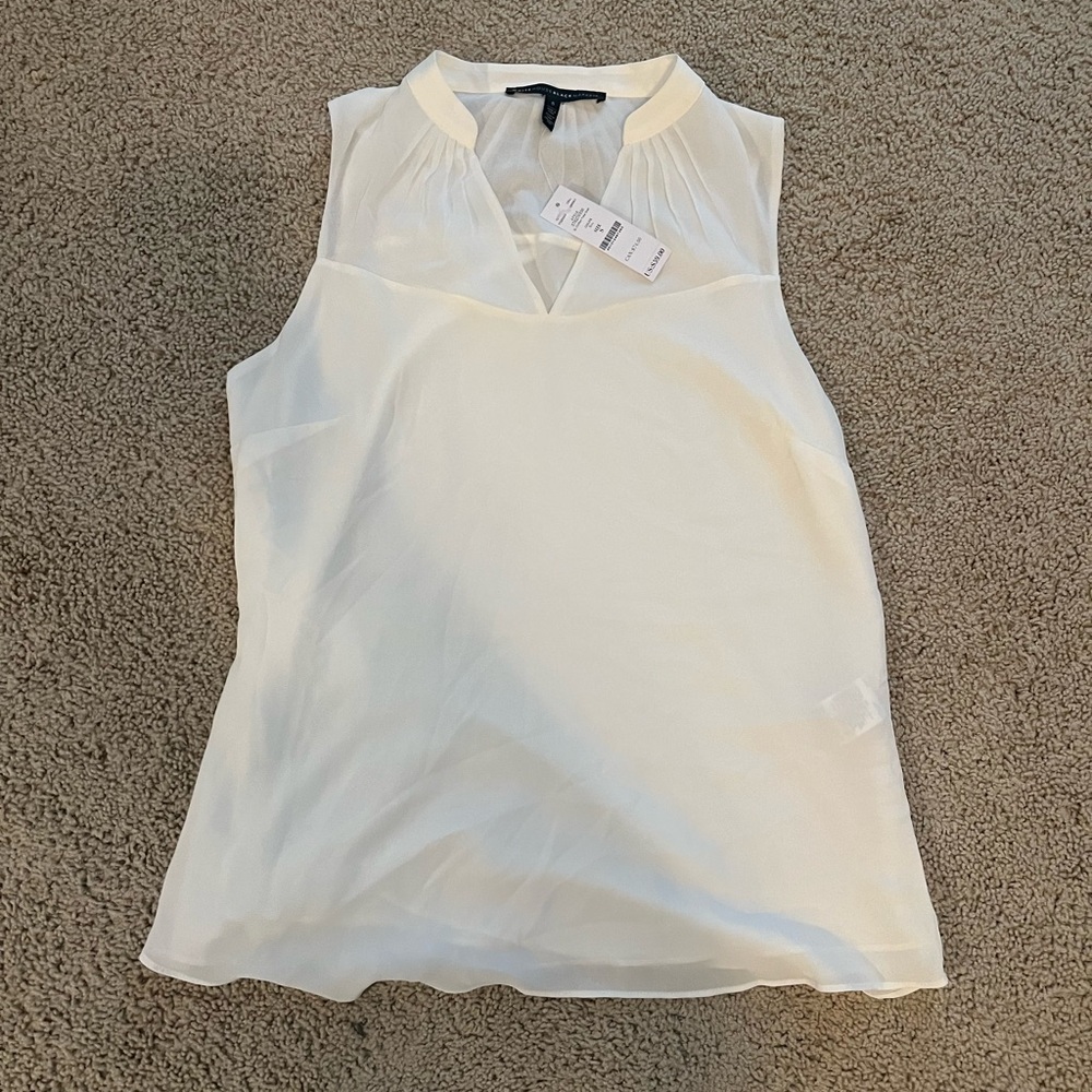 NWT‼️ White Blouse